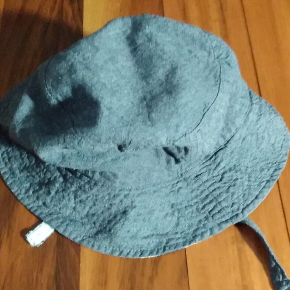 2 Toddler Boys 12-18 Months Sun Hats/Bucket Hats Lot, I Play & First Impressions - Picture 11 of 12